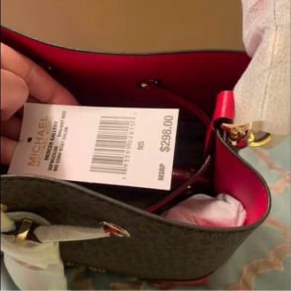 Michael Kors Red and Brown Shoulder Bag - Picture 4 of 5